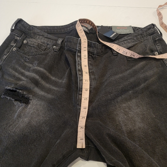 Torrid Crop Boyfriend Jean - Classic Denim Black Medium Wash Plus Size 20 NWT! - Picture 10 of 17